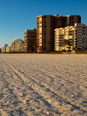 Hotels with an ocean view in Marco Island