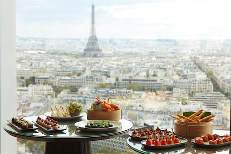 Hyatt Regency Paris Etoile