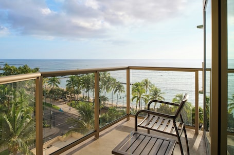 Waikiki Circle Hotel By Castle