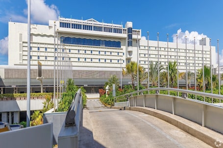 Miami International Airport Hotel