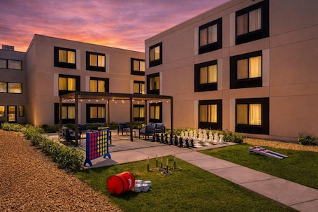 Hampton Inn & Suites by Hilton San Diego SeaWorld Near Old Town