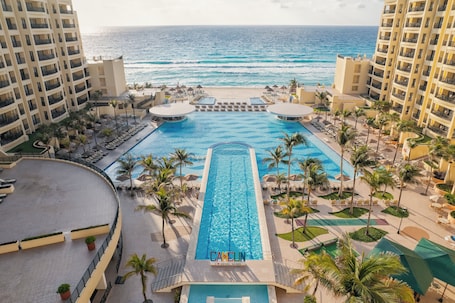 Holiday Inn Club Vacations The Royal Sands by IHG - All inclusive