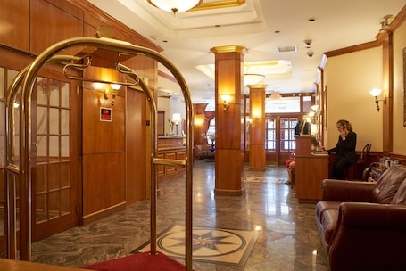 Hotel St James