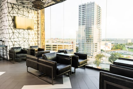 Tru by Hilton Dallas Downtown Market Center